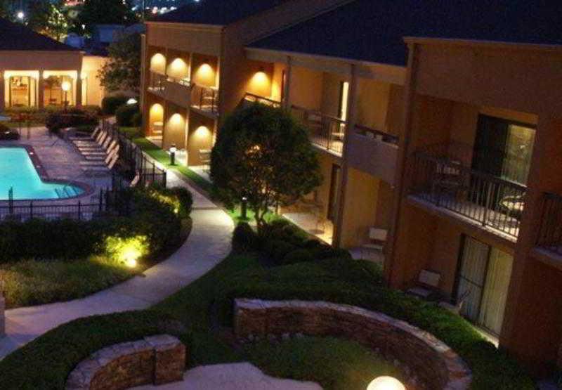 Courtyard Birmingham Hoover Esterno foto